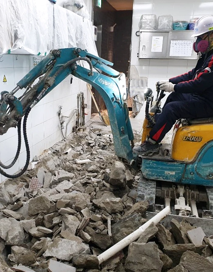 연남동철거 포크레인작업